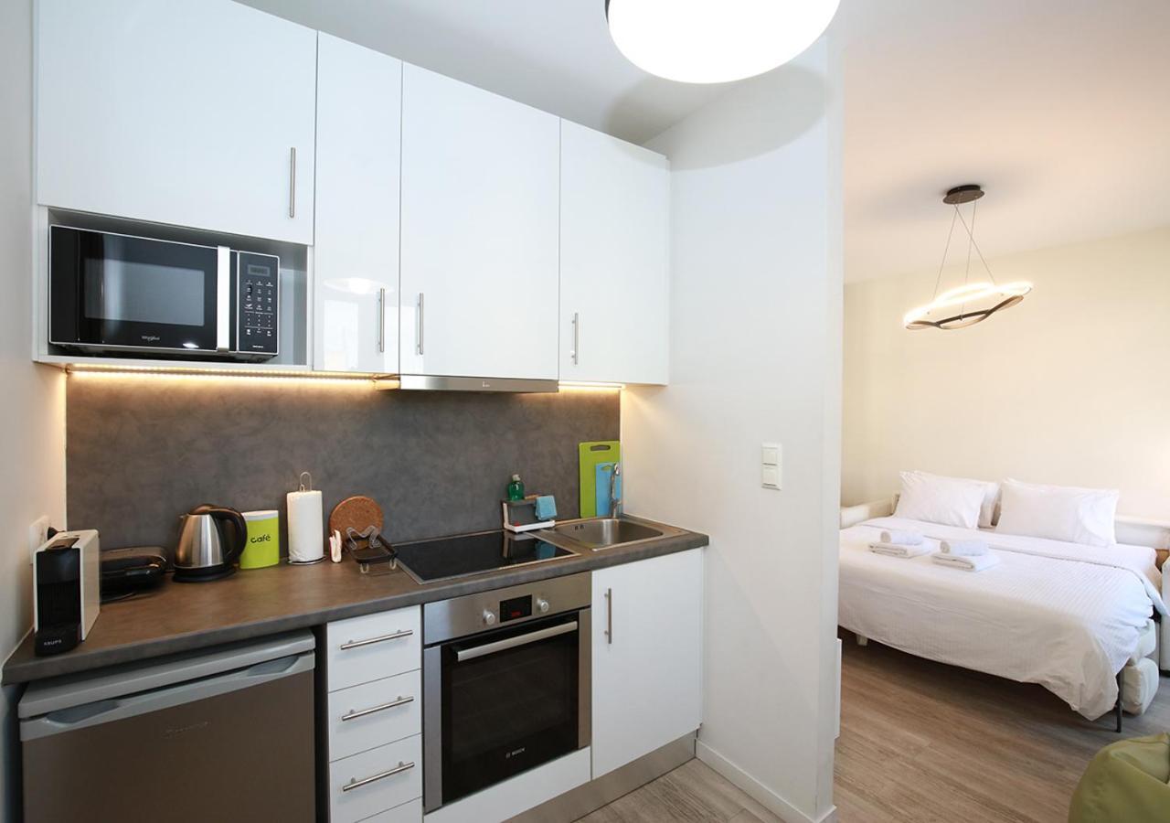 Emily In Athens - Central Chic Flat With Terrace Syntagma E1 Ngoại thất bức ảnh